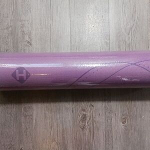 Hinge Yoga Mat